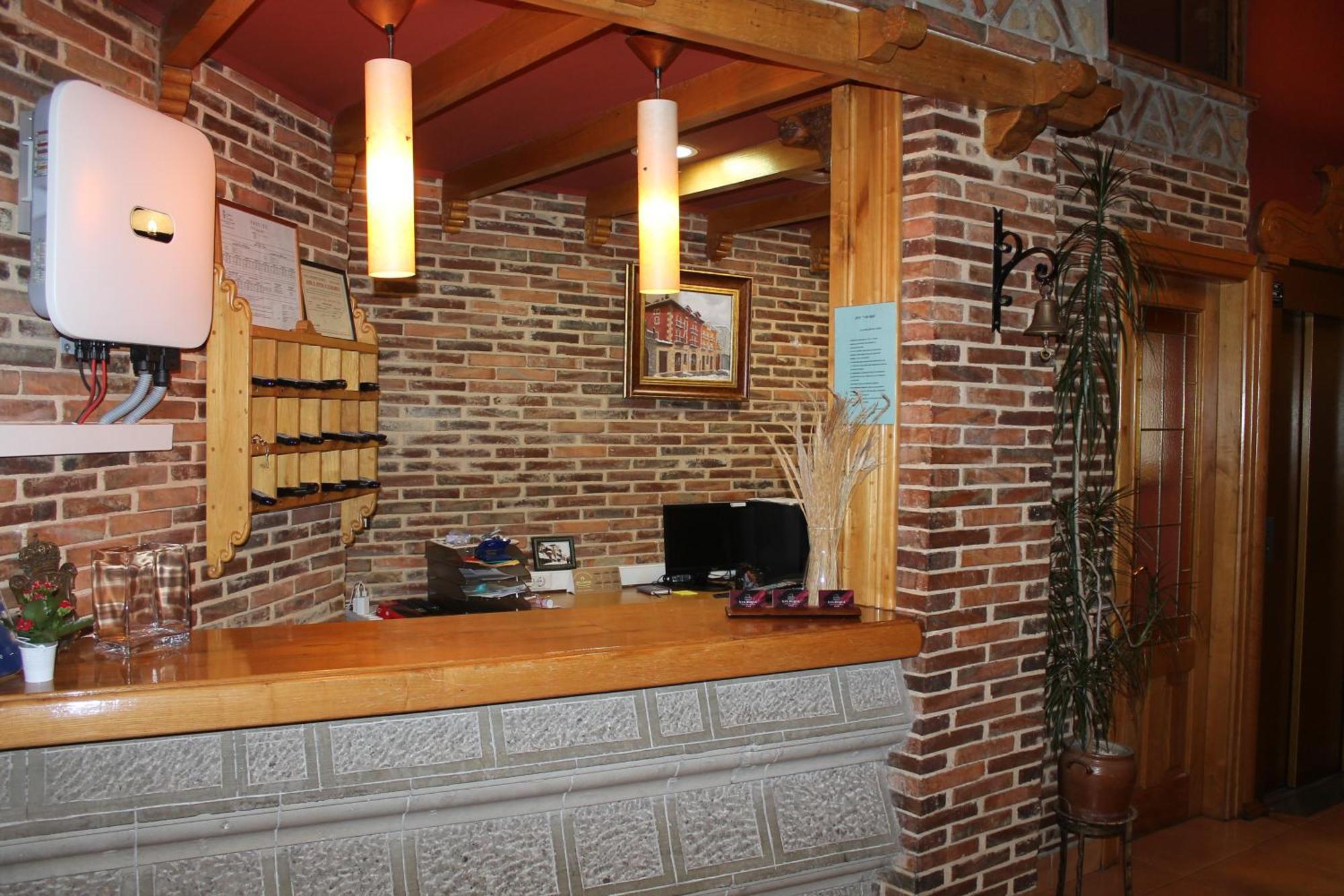 Hotel San Roque Reinosa Eksteriør billede