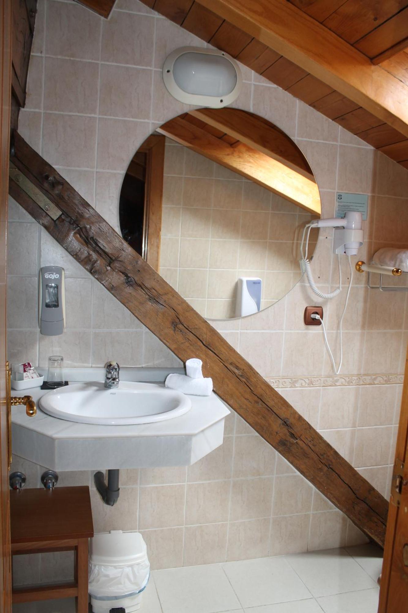 Hotel San Roque Reinosa Eksteriør billede