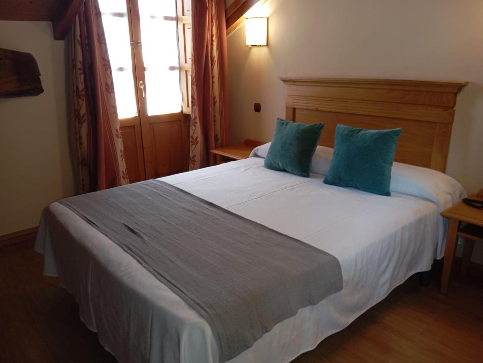 Hotel San Roque Reinosa Eksteriør billede