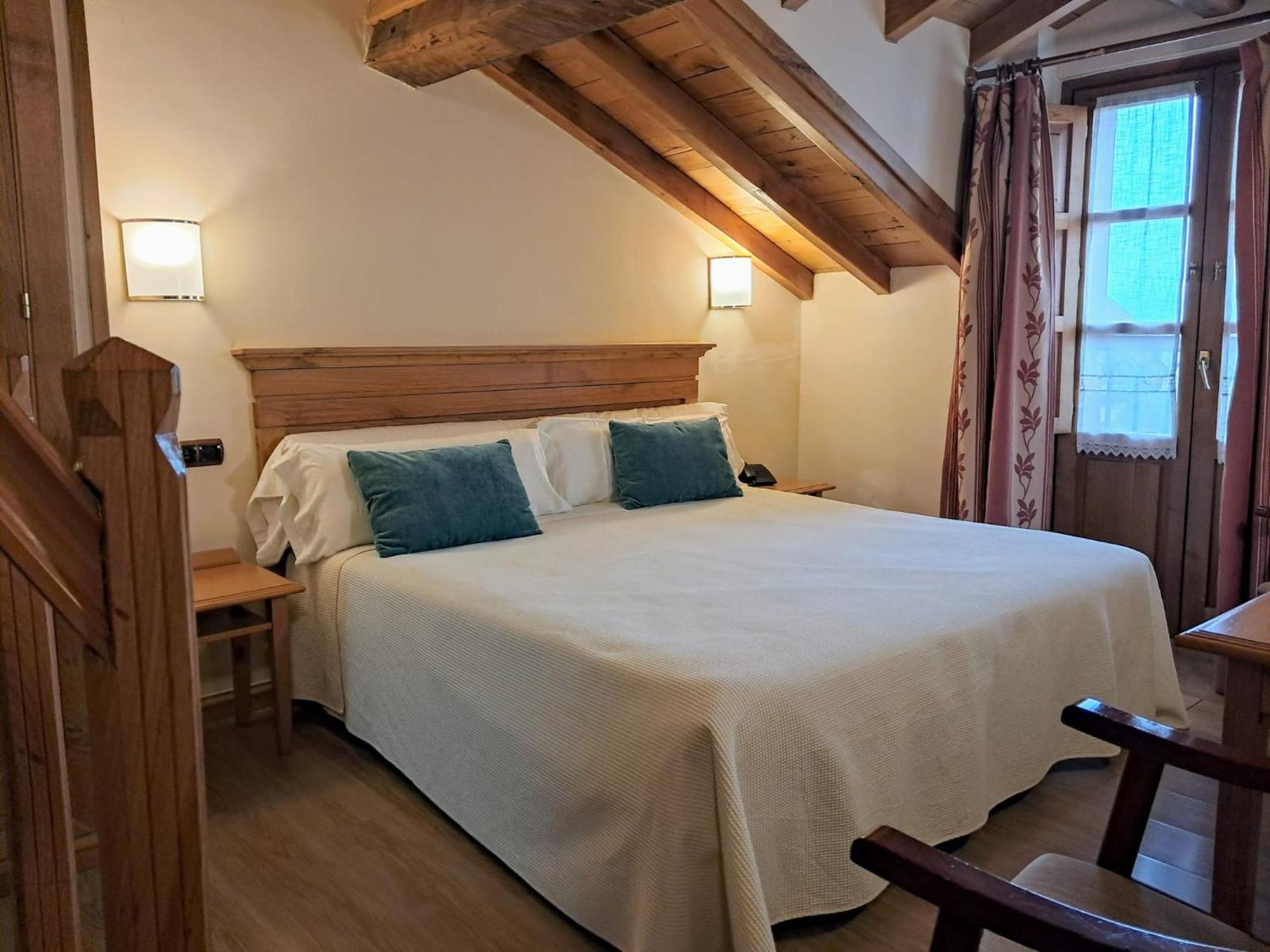 Hotel San Roque Reinosa Eksteriør billede