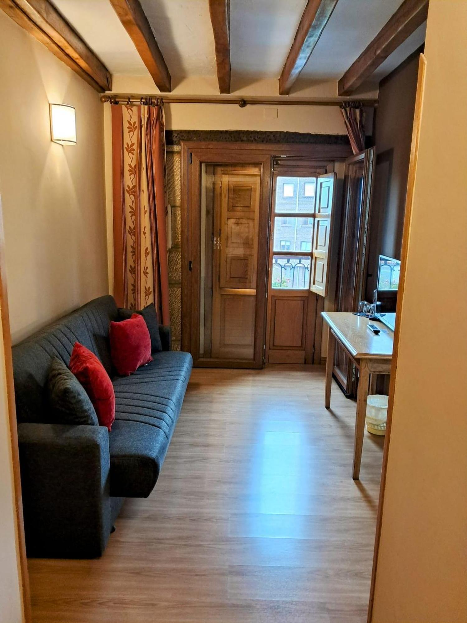 Hotel San Roque Reinosa Eksteriør billede